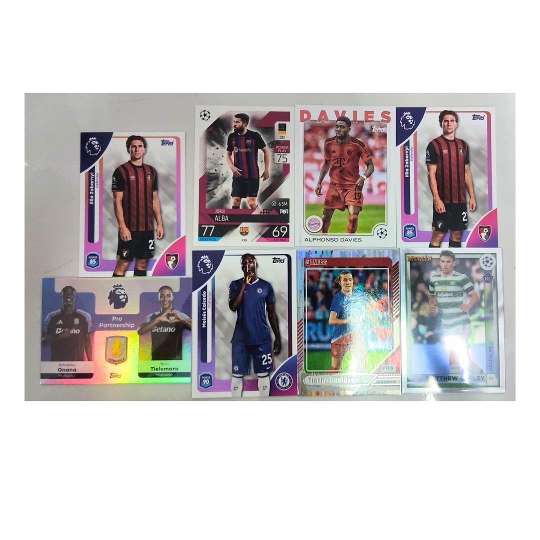 [ พร้อมส่ง! ] ซองการ์ดสะสมฟุตบอล รวมค่าย Topps / Panini  10 ฮิตใหญ่  เซ็น 5 ใบ  ผ้า 5 ใบ ฮิตรอง ใบรัน (p2) (90g)